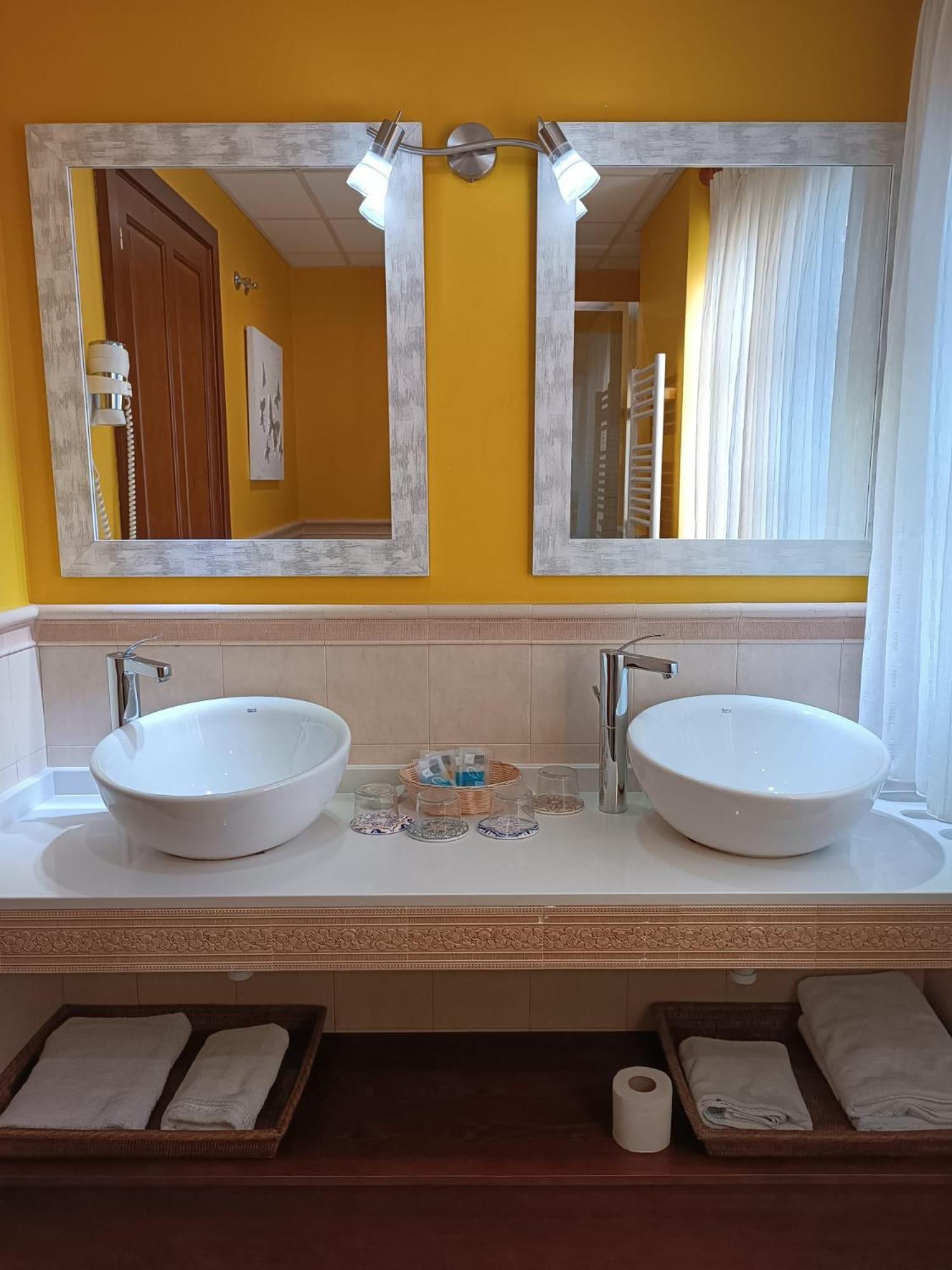 סוטו דל ברקו Hotel Rural Foncubierta מראה חיצוני תמונה